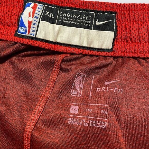 Nike NBA Toronto Raptors Therma Flex Red Shorts Mens Size 2XL AV1099-657 New - Picture 11 of 12